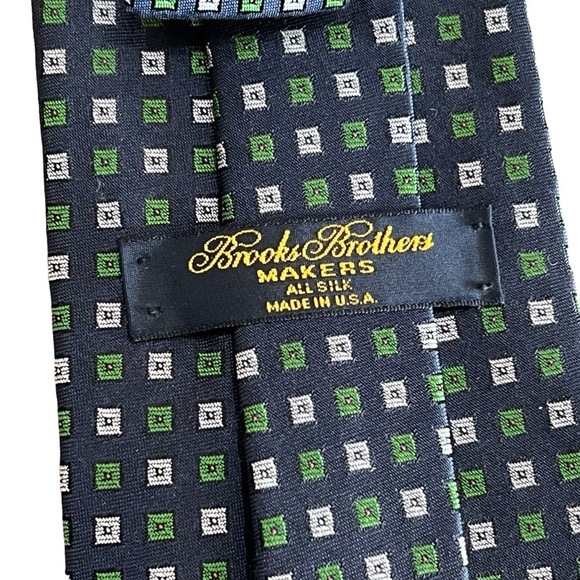 Brooks Brothers Men’s 💯 Silk Navy Blue Green Geo Print Neck Tie Y5 - Picture 4 of 4